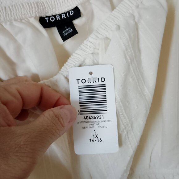 NWT Torrid Clip Dot Cotton Viole Blouson Sl. Sq. Neck Smocked Top Size 1X 14-16 - Picture 5 of 9